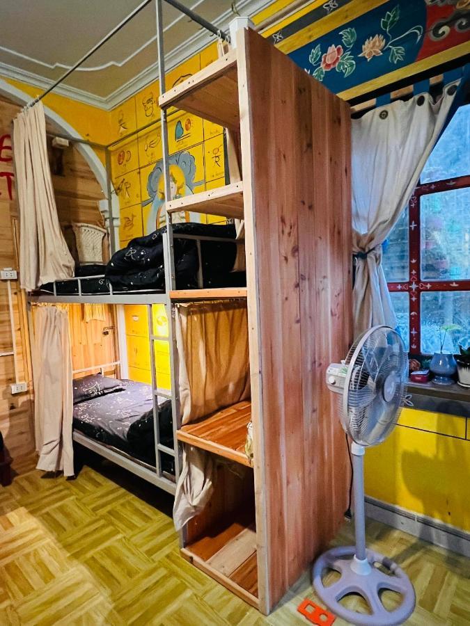 Saigonese Trekking House Apartment Sa Pa Exterior photo